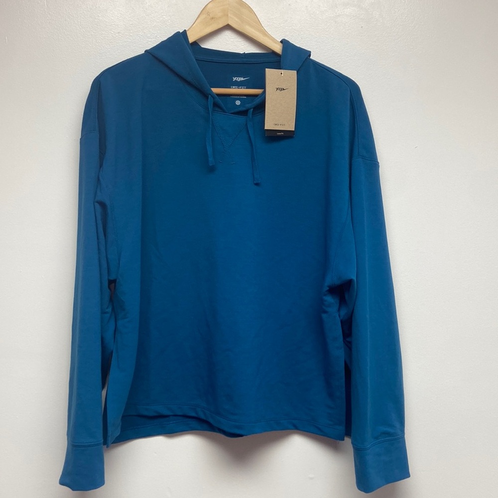 Nike Yoga Dri Fit women’s fleece hoodie NWT Size-M